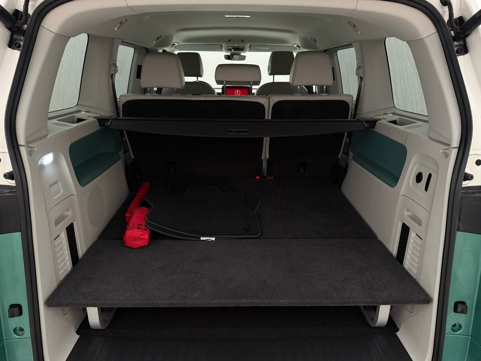 VW ID.Buzz 77 Pro SWB 5d