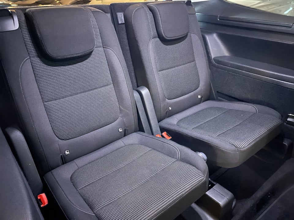 VW Sharan 2,0 TDi 150 Comfortline+ DSG 5d