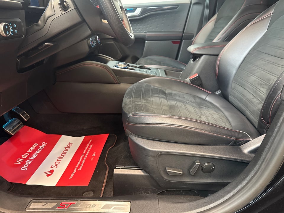 Ford Kuga 2,5 PHEV ST-Line CVT 5d