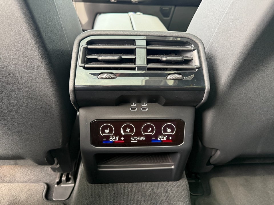 BMW i5 eDrive40 Touring Fully Charged 5d