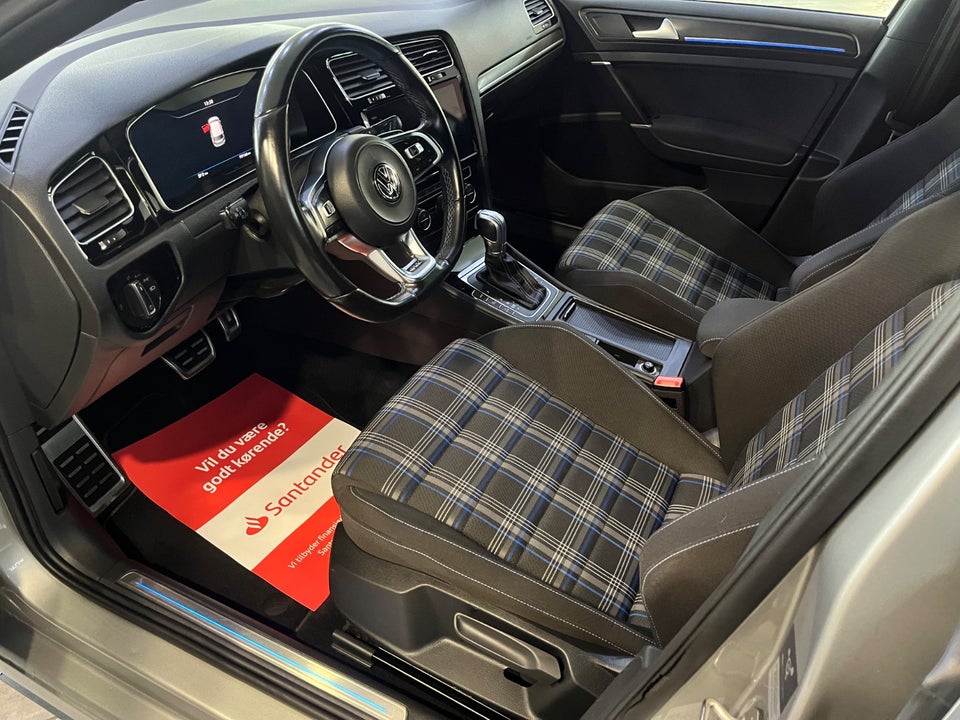 VW Golf VII 1,4 GTE DSG 5d