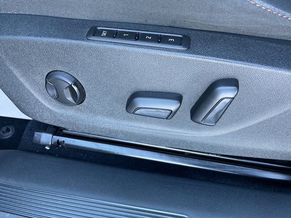 Skoda Enyaq 80 iV 5d