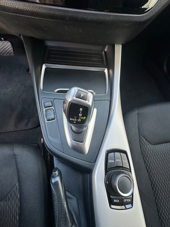 BMW 118i 1,5 Advantage aut. 5d