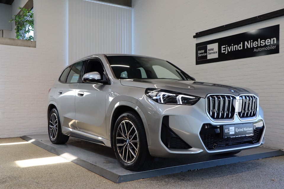 BMW iX1 xDrive30 M-Sport Premium 5d