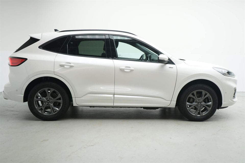 Ford Kuga 2,5 PHEV ST-Line X CVT 5d