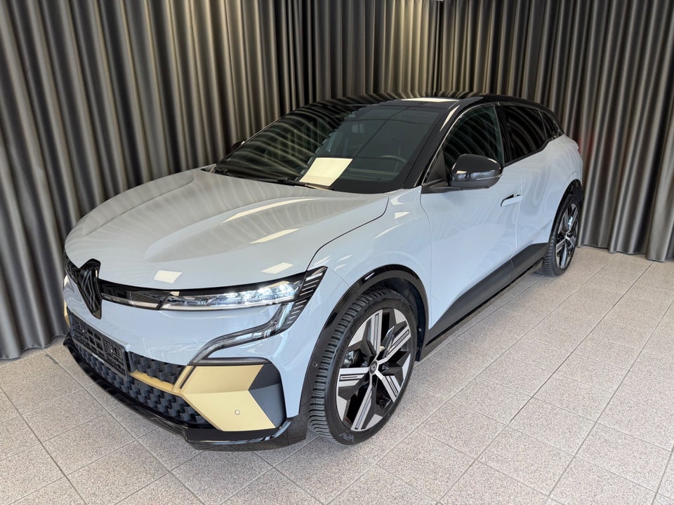 Renault Megane E-Tech 60 Iconic 5d