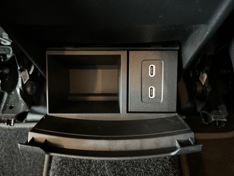 Mercedes EQB250+ Progressive 5d