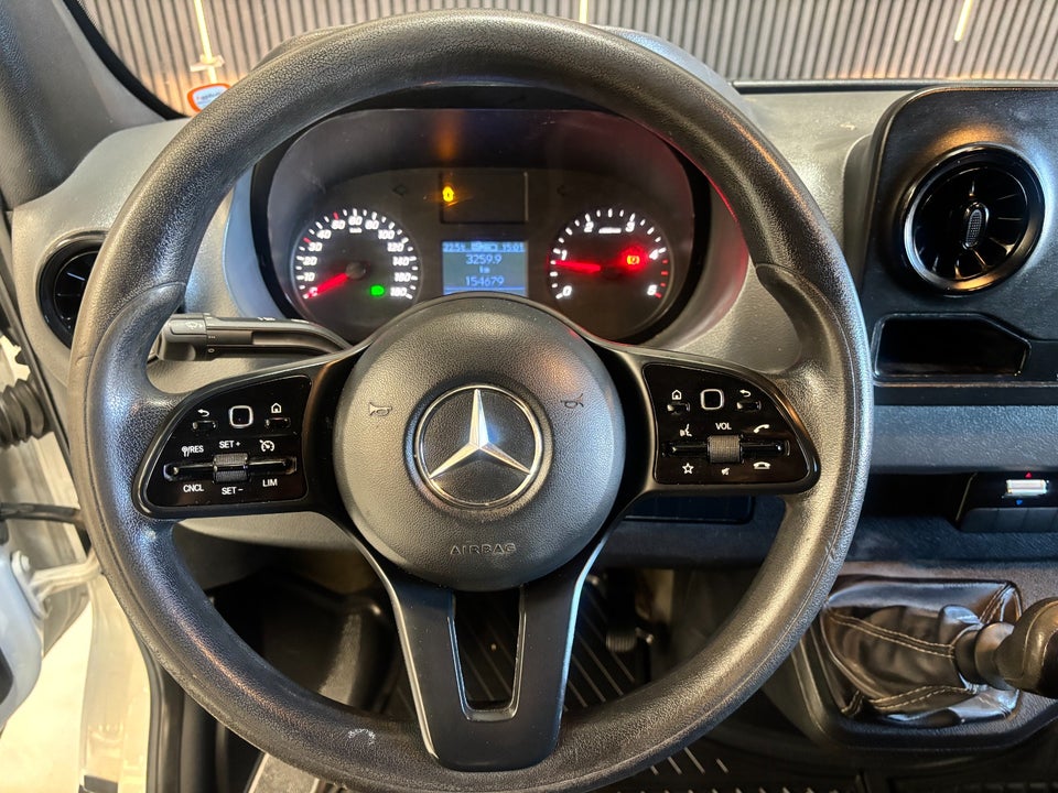 Mercedes Sprinter 314 2,2 CDi A2 Chassis FWD 2d