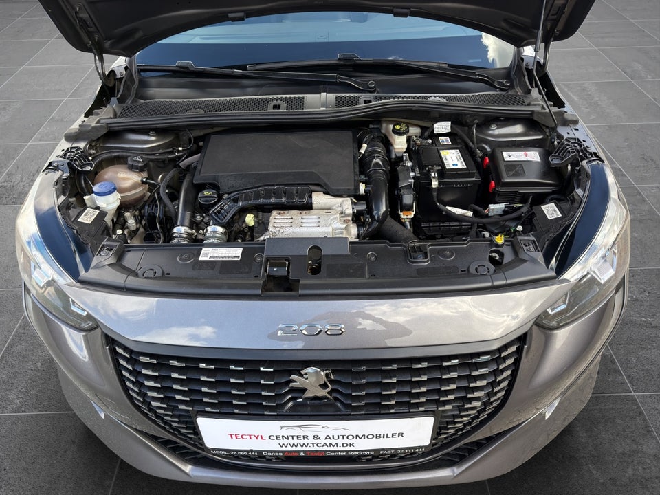 Peugeot 208 1,2 PureTech 100 Allure Sky 5d