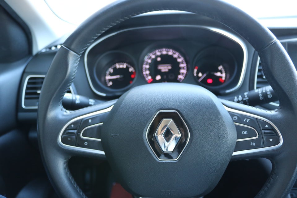 Renault Megane IV 1,3 TCe 140 Limited Sport Tourer 5d