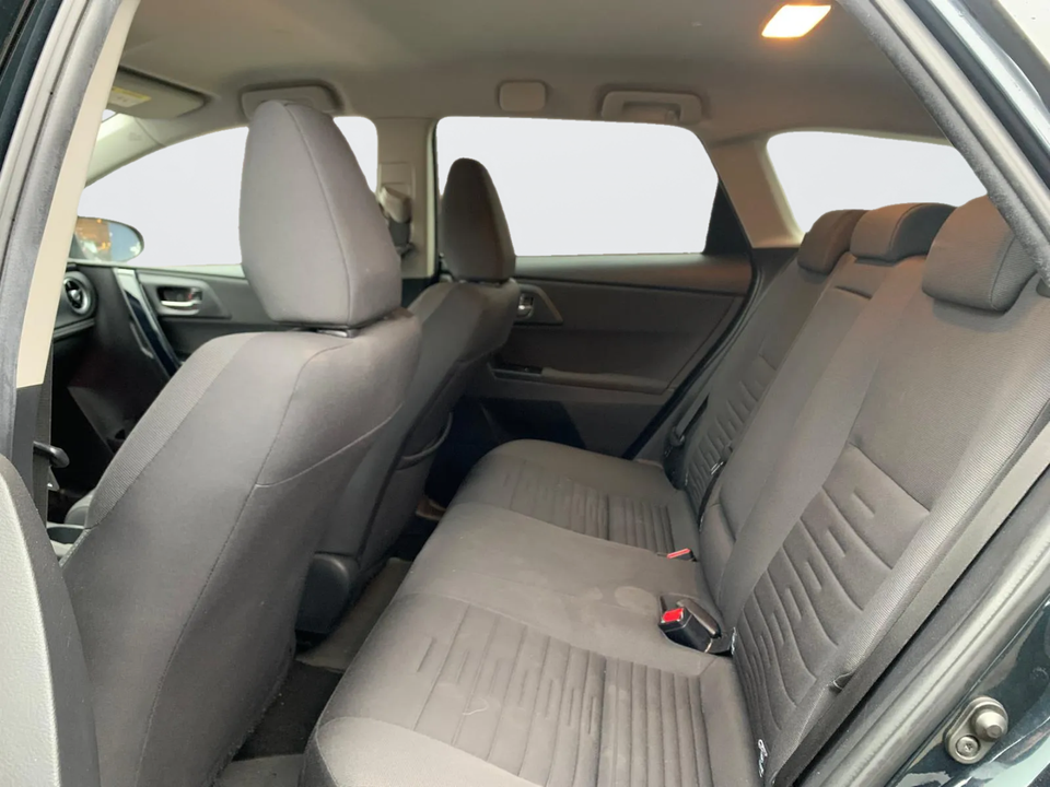 Toyota Auris 1,8 Hybrid Style Touring Sports CVT 5d