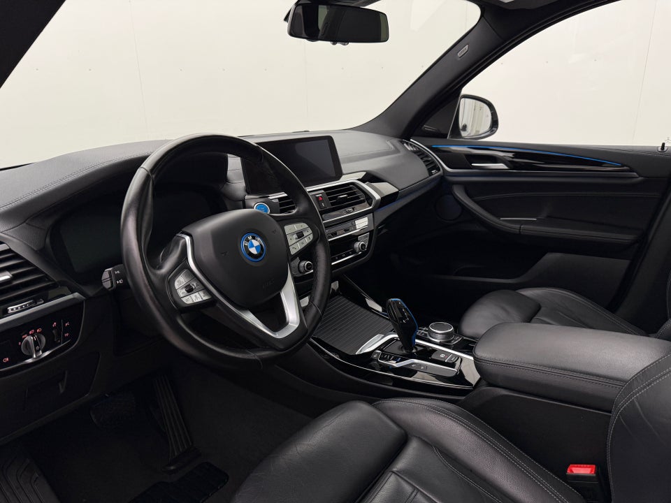 BMW iX3 Charged Plus 5d