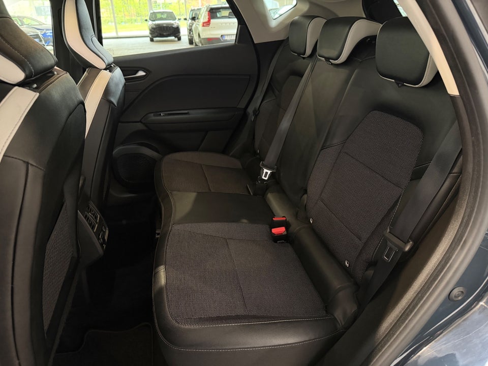 Renault Captur 1,6 E-Tech Intens 5d