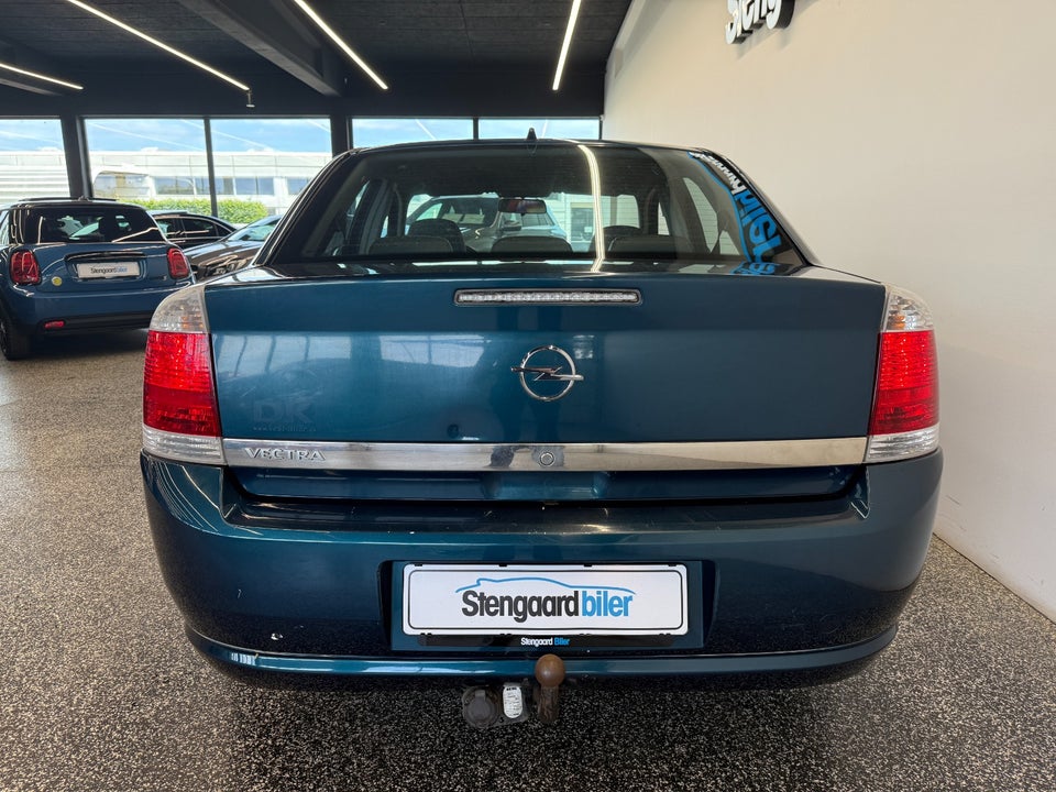 Opel Vectra 1,8 16V 140 Elegance 5d
