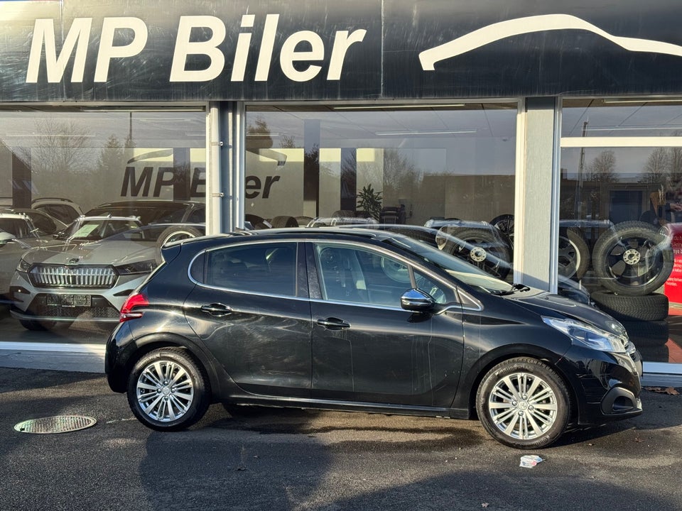 Peugeot 208 1,6 BlueHDi 100 Allure Sky 5d