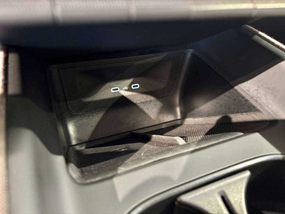 Skoda Enyaq 80 iV Design Selection 5d