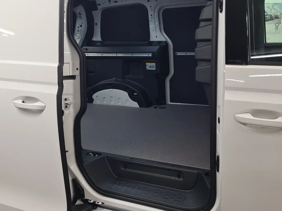VW ID. Buzz 79 Cargo Pro