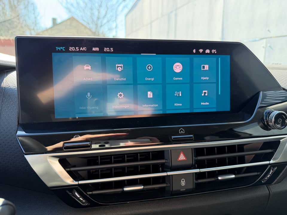 Citroën ë-C4 X 50 Shine 4d