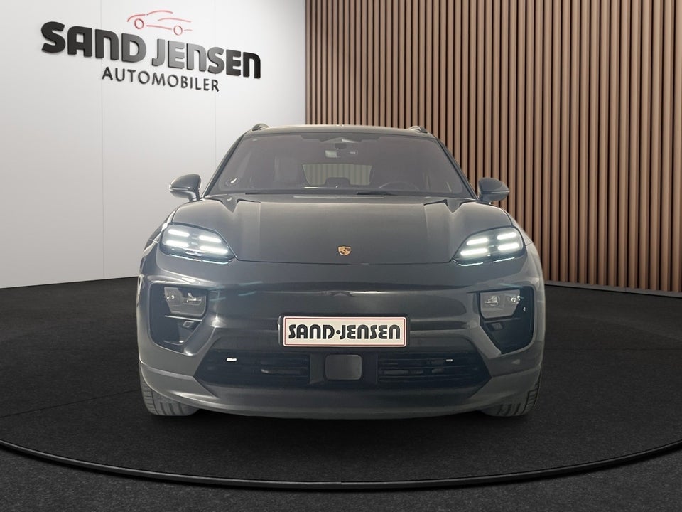 Porsche Macan 4 5d