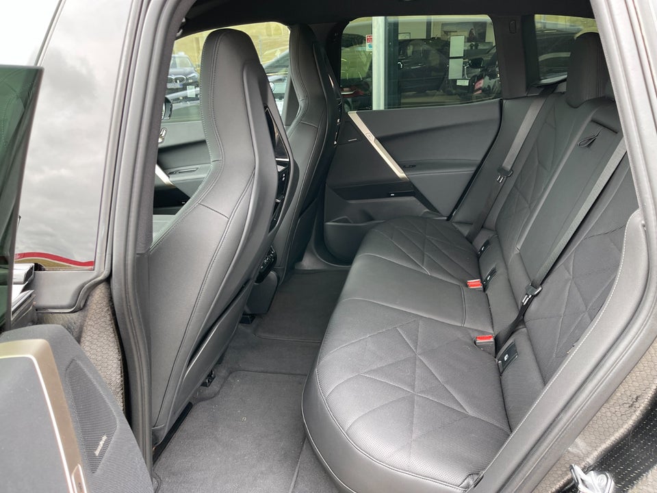 BMW iX xDrive40 Fully Charged 5d