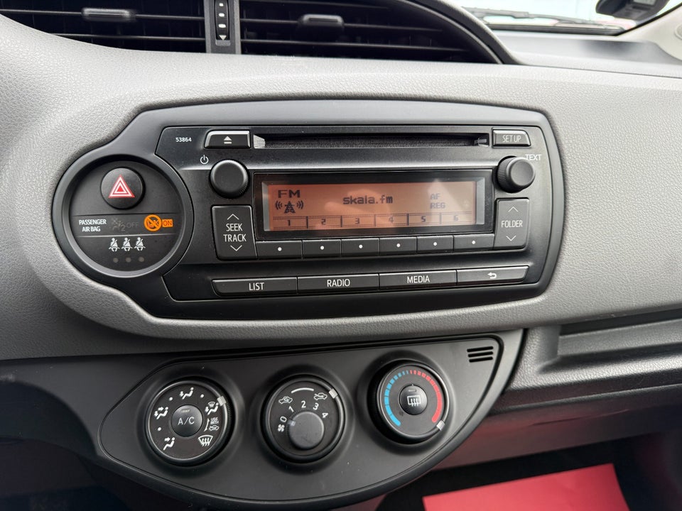 Toyota Yaris 1,0 VVT-i T2 5d