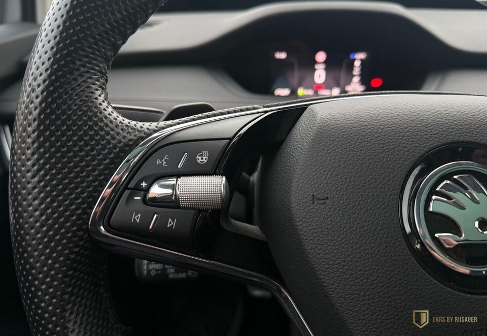 Skoda Enyaq 80 iV Suite 5d