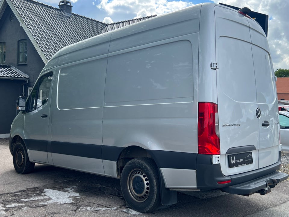 Mercedes Sprinter 317 2,0 CDi A2 Kassevogn aut. RWD