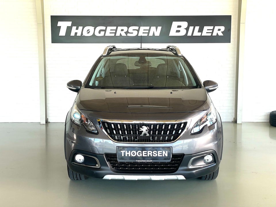 Peugeot 2008 1,2 PureTech 110 Prestige Sky 5d