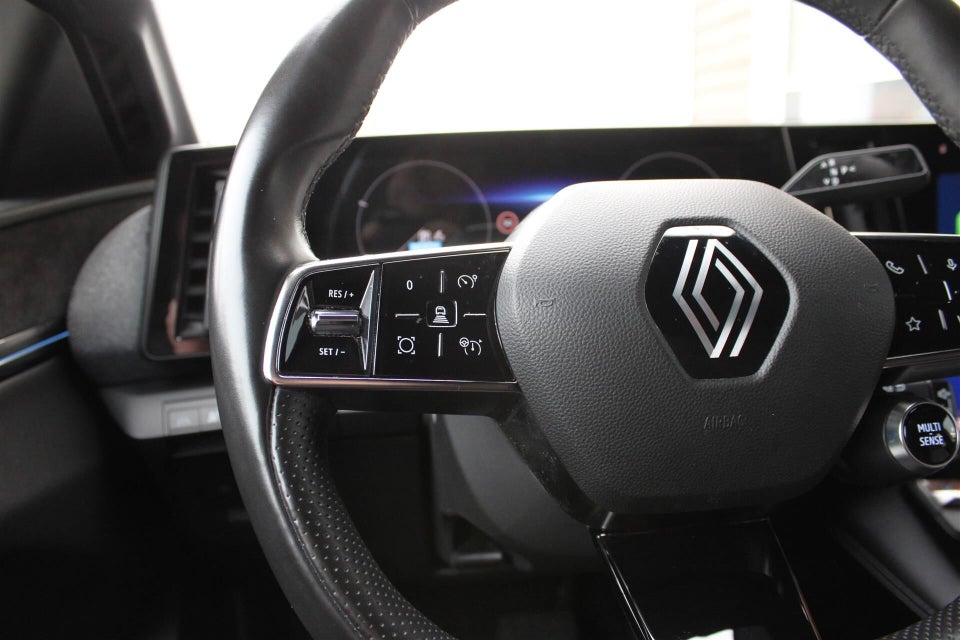 Renault Megane E-Tech 60 Techno 5d