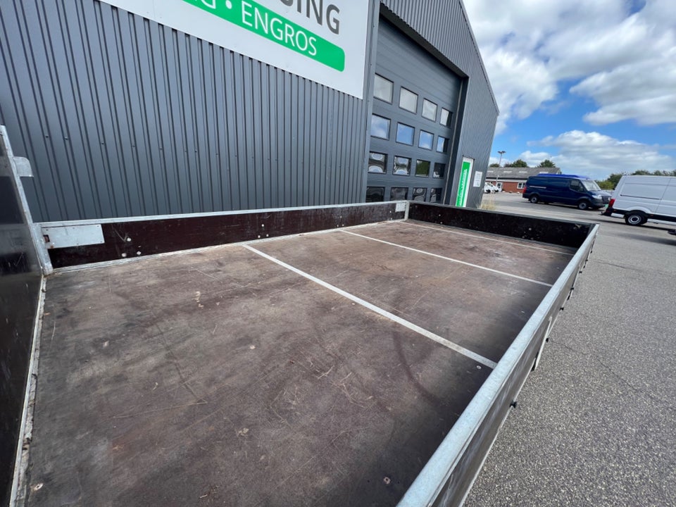 Ford Transit 350 L3 Chassis 2,0 TDCi 170 Trend H1 FWD