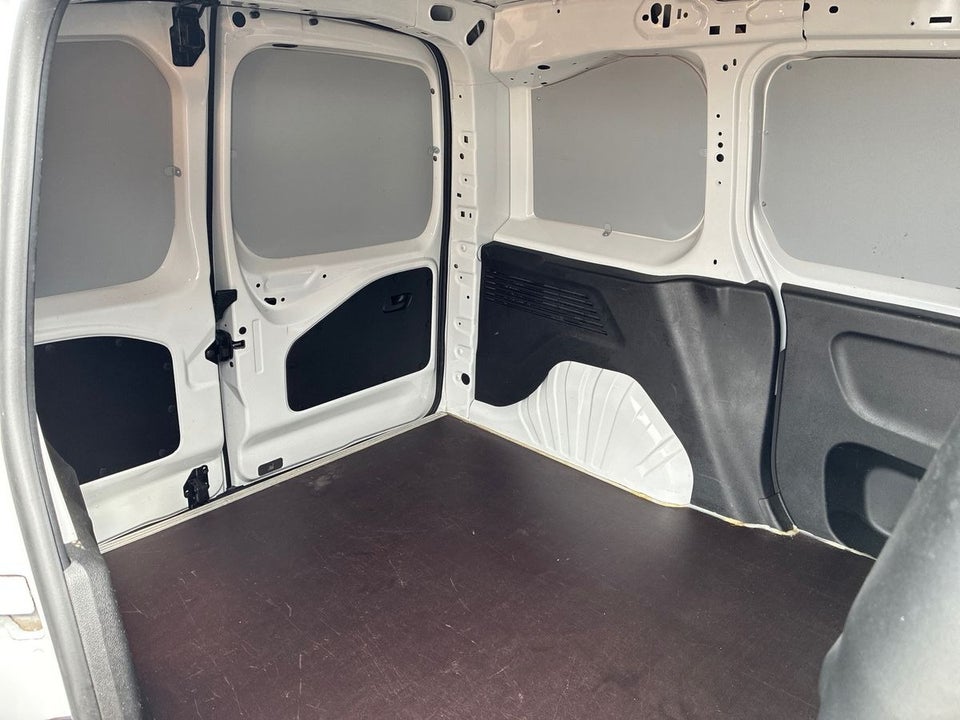 Peugeot Partner 1,5 BlueHDi 130 L1V1 Premium EAT8 Van