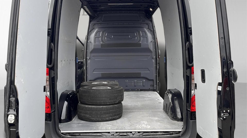 Mercedes Sprinter 215 2,0 CDi A2 Kassevogn aut. FWD