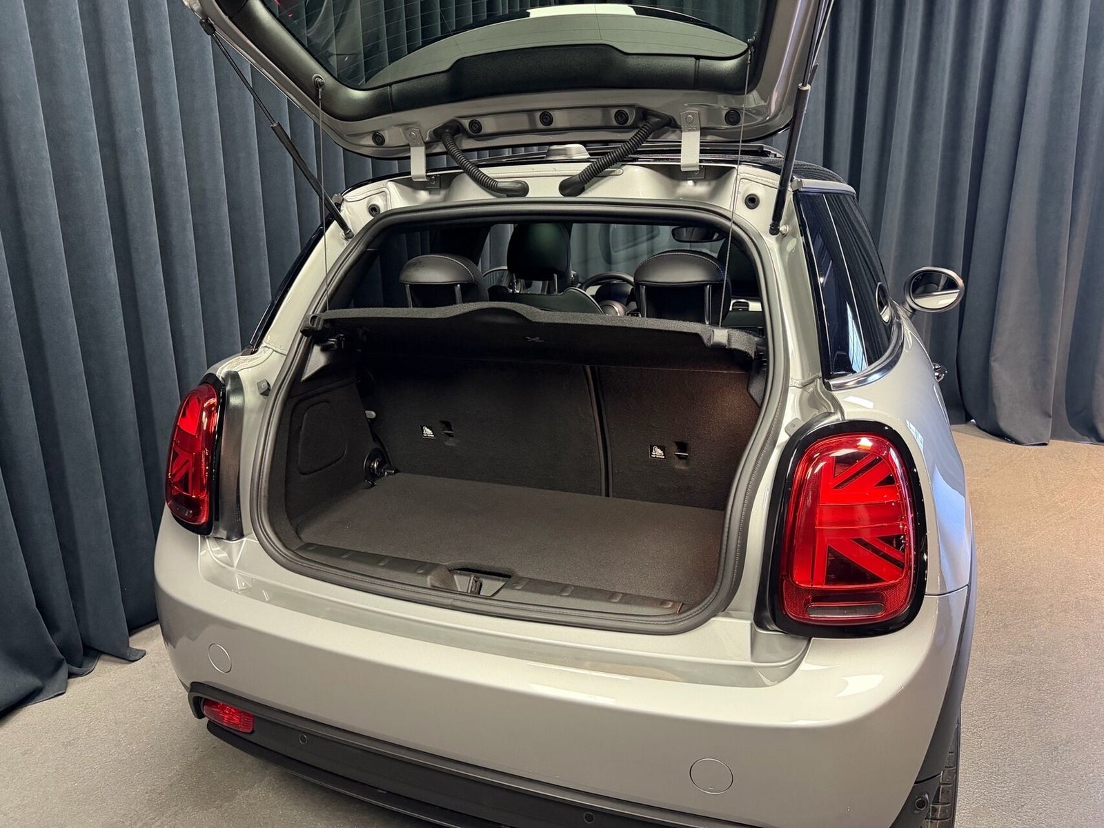 MINI Cooper SE Edition Premium Plus 3d