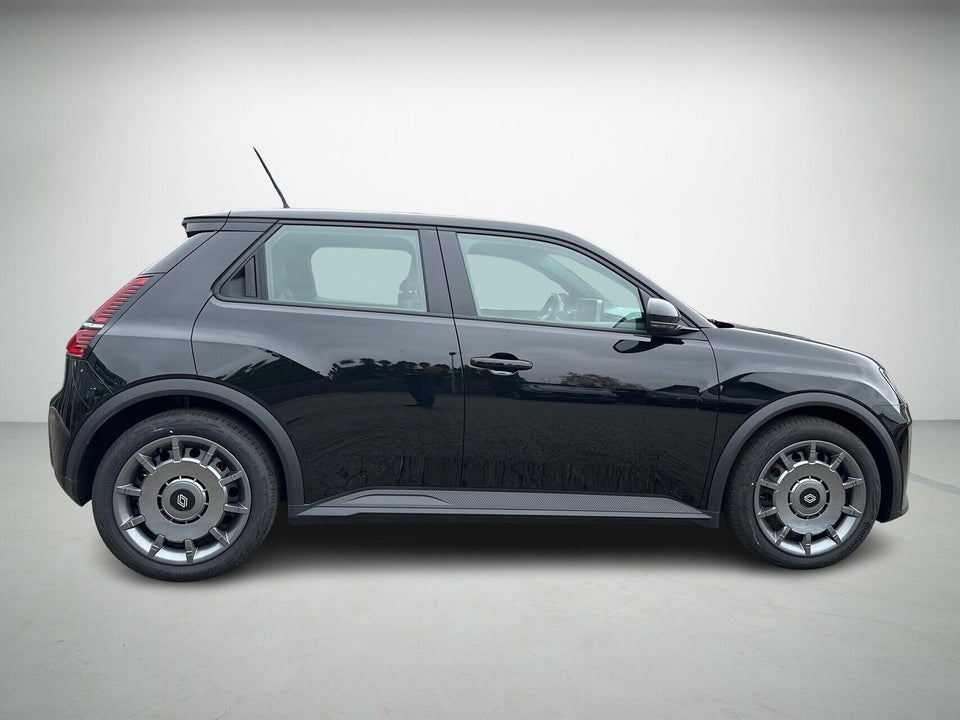 Renault 5 E-Tech 40 Evolution 5d