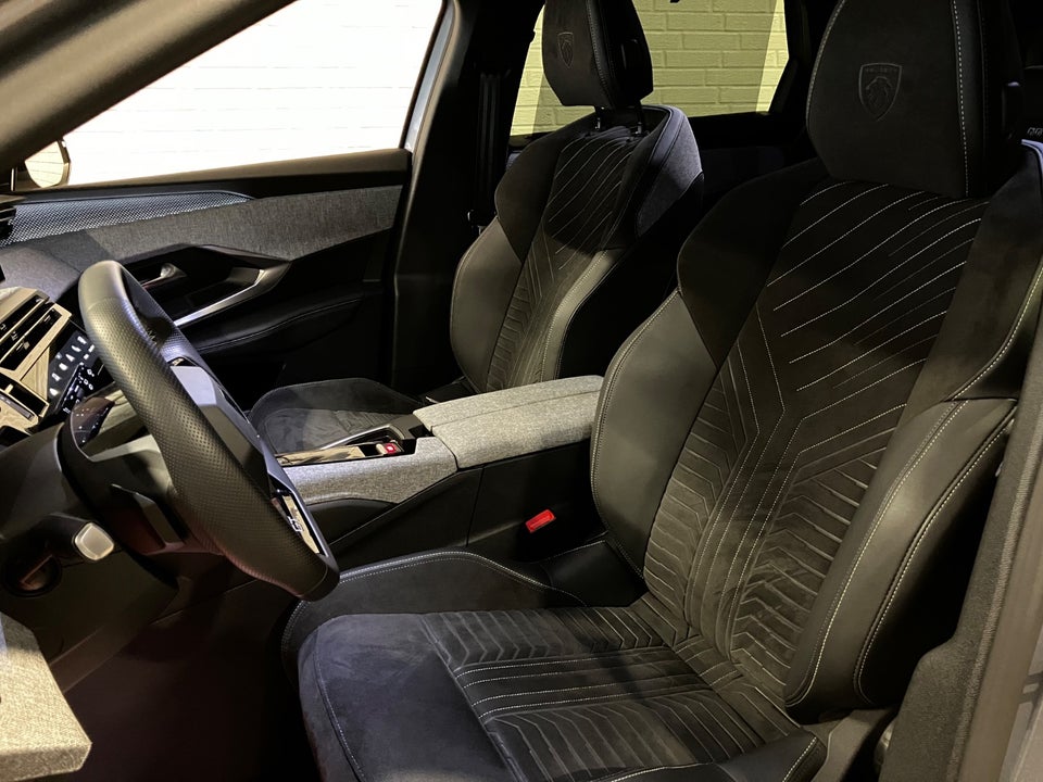 Peugeot e-5008 77 GT 7prs 5d