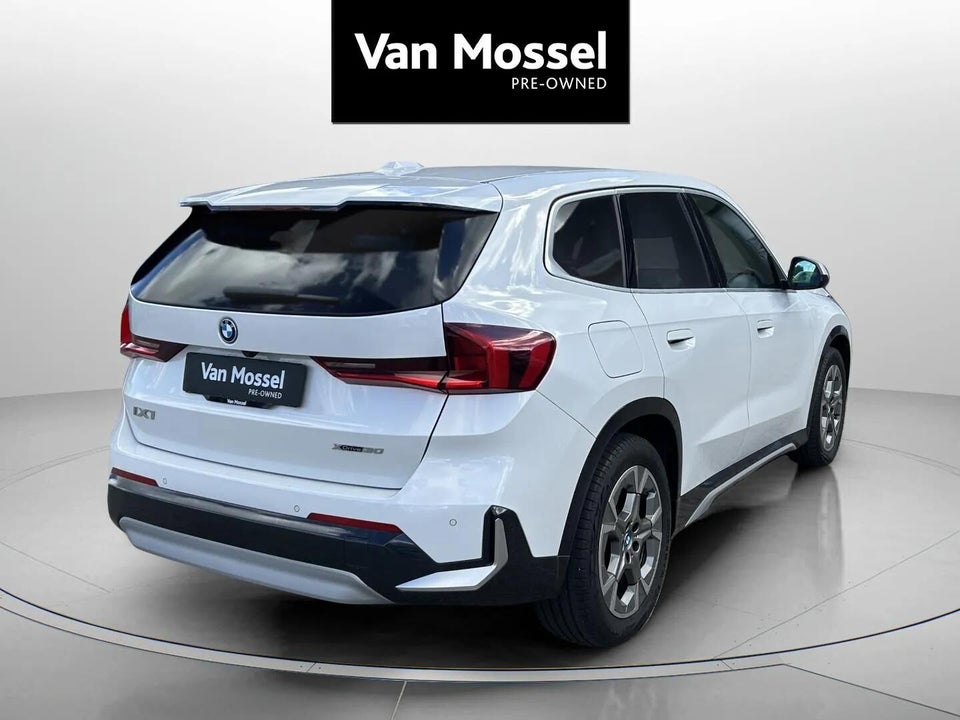BMW iX1 xDrive30 5d