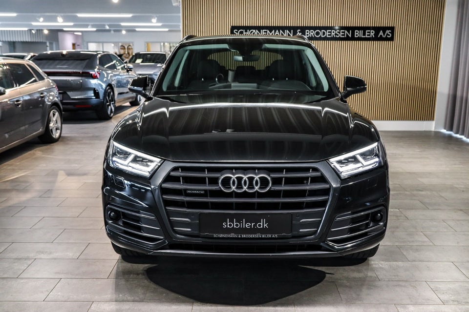 Audi Q5 40 TDi Sport quattro S-tr. 5d