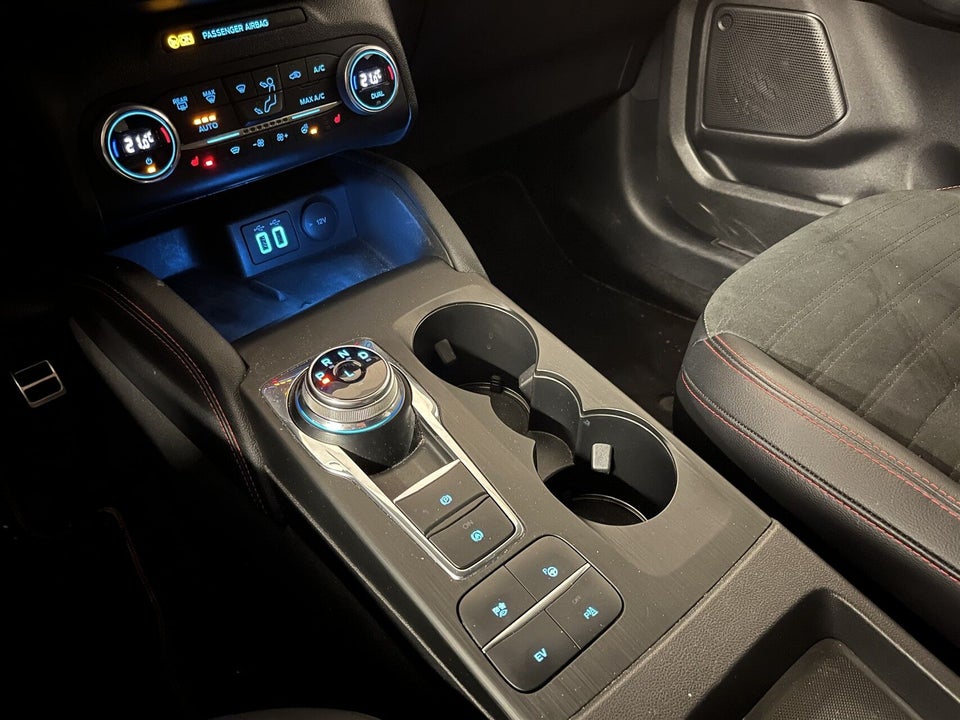 Ford Kuga 2,5 PHEV ST-Line X CVT 5d