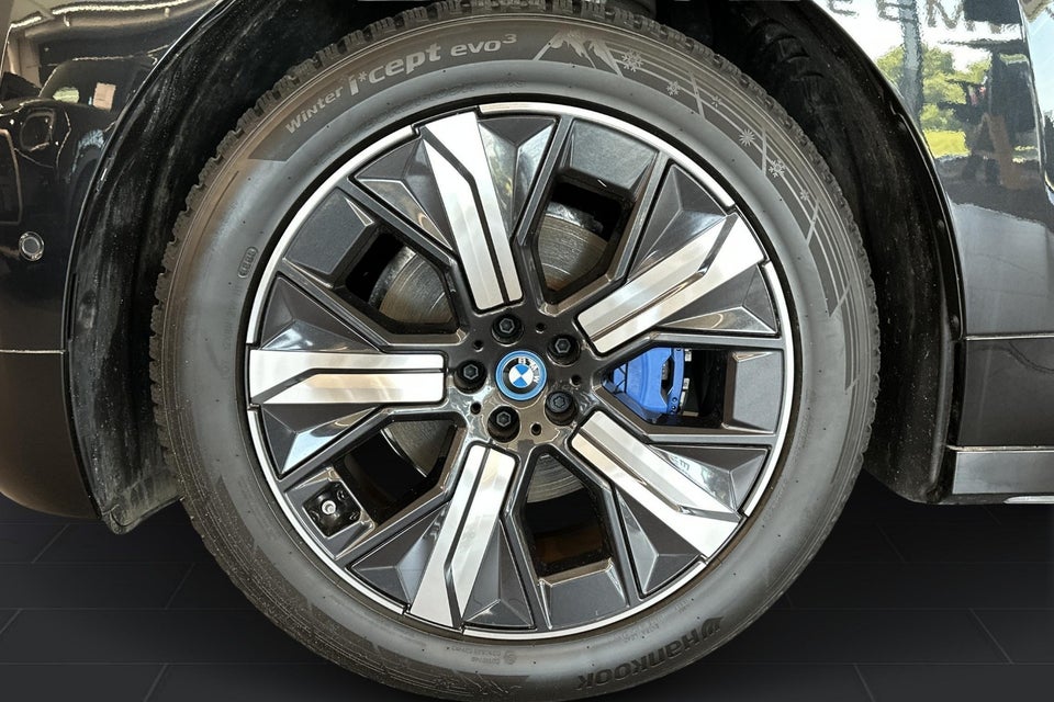 BMW iX xDrive40 Sport 5d