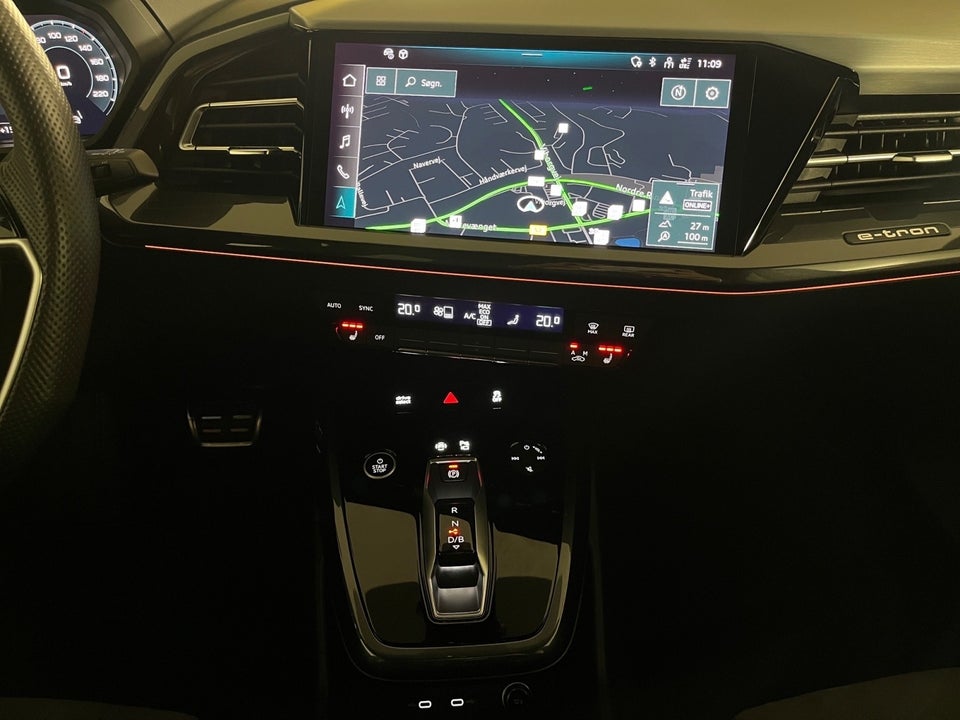 Audi Q4 e-tron 45 S-line quattro 5d