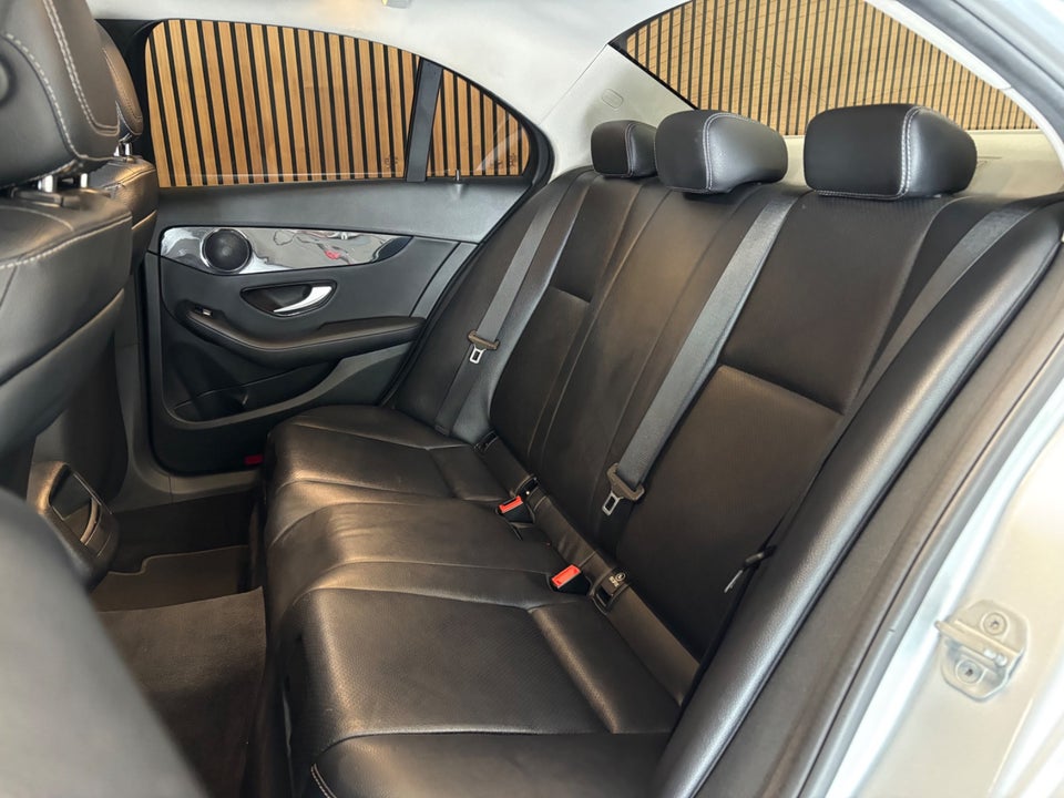 Mercedes C200 2,0 AMG Line aut. 4d