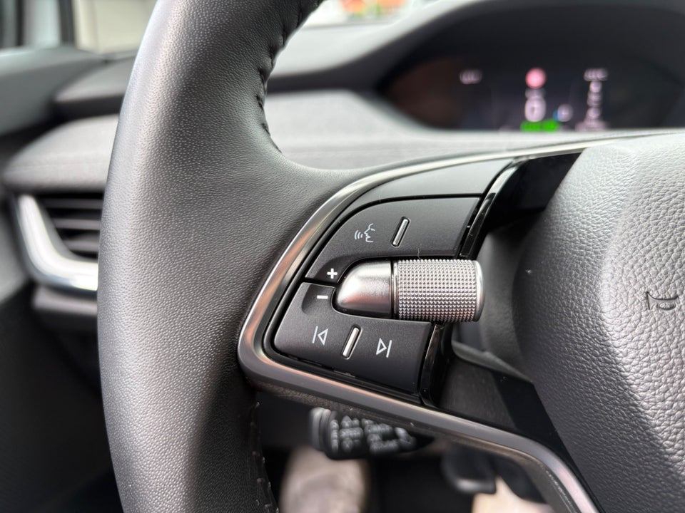 Skoda Enyaq 60 iV Loft 5d