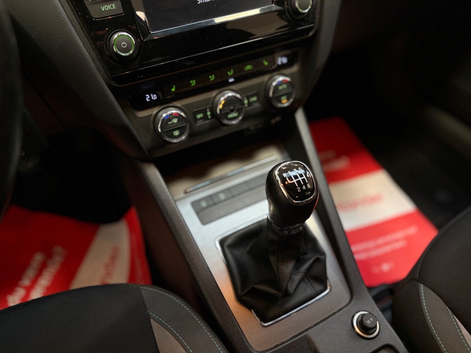 Skoda Octavia 2,0 TDi 150 Style Combi 5d