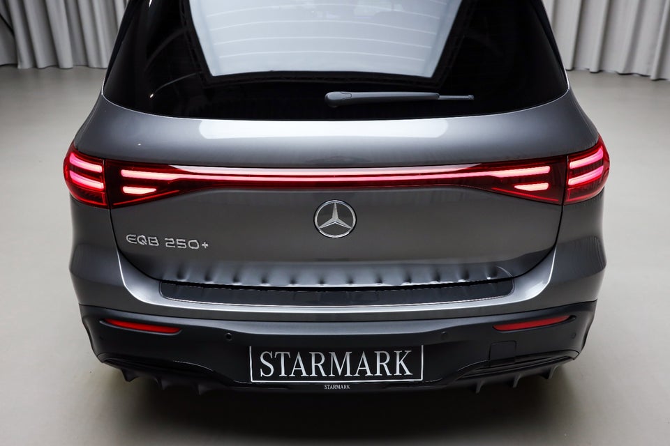 Mercedes EQB250+ AMG Premium 5d