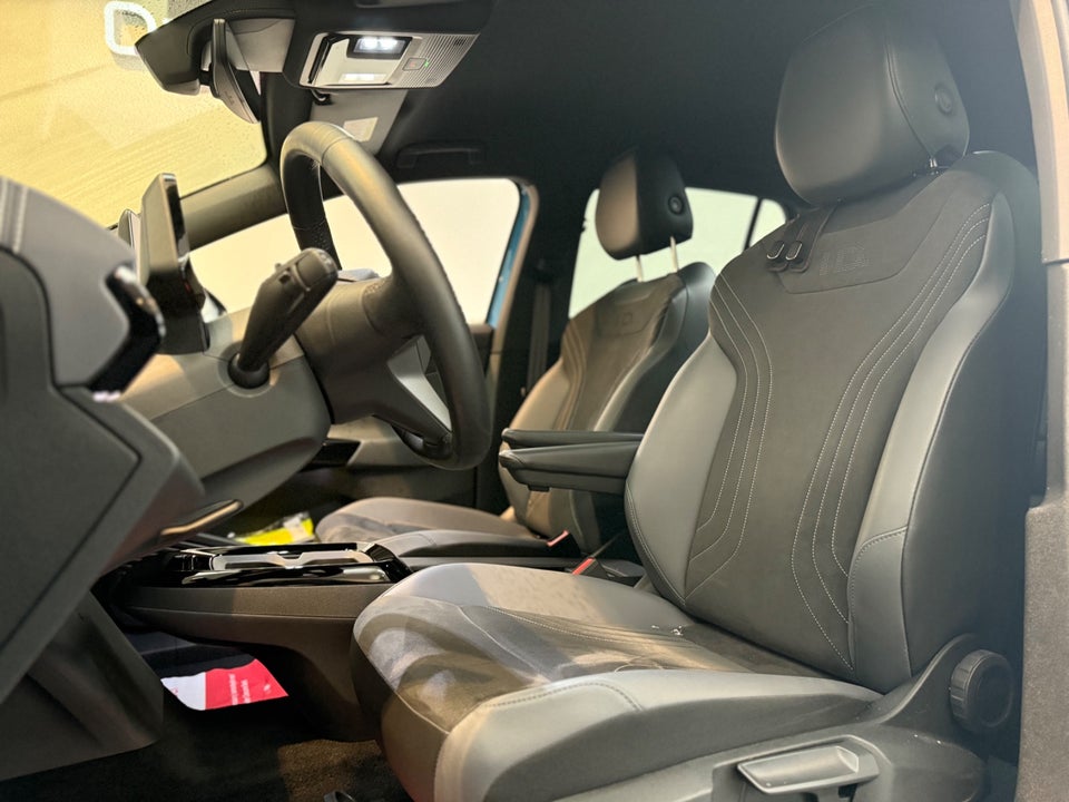 VW ID.4 77 Pro Style+ 5d