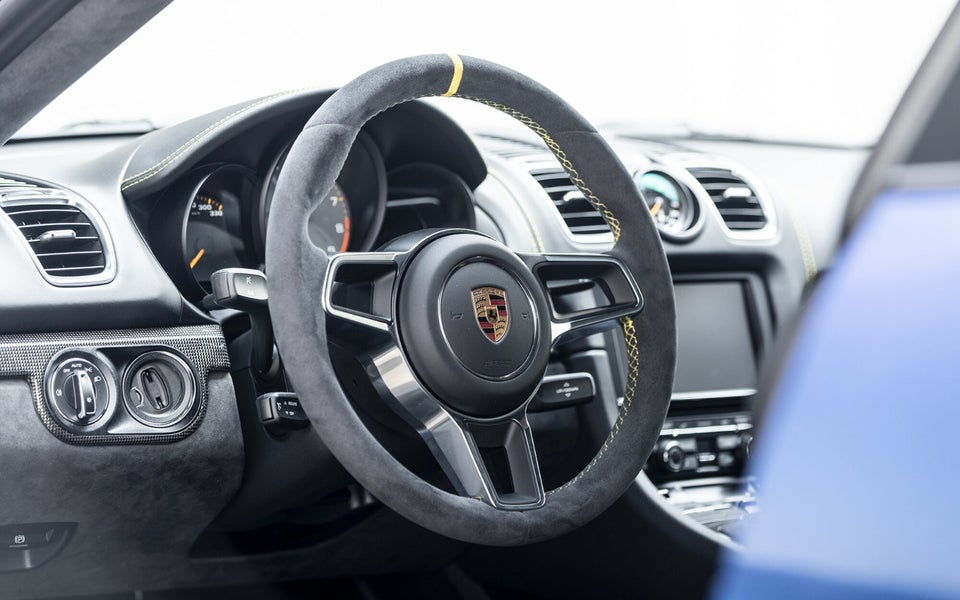 Porsche Cayman GT4 3,8  2d