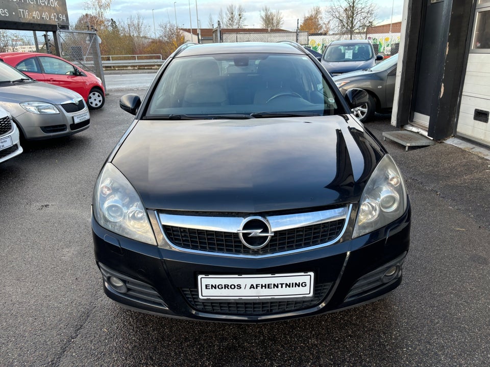 Opel Vectra 1,9 CDTi Elegance stc. 5d