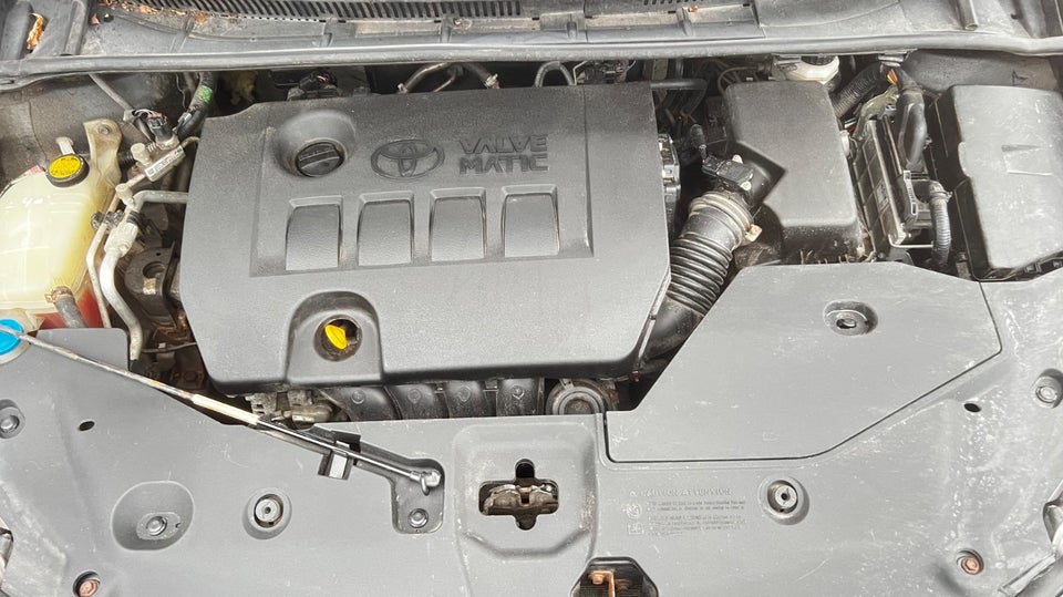 Toyota Avensis 1,6 VVT-i T1 4d