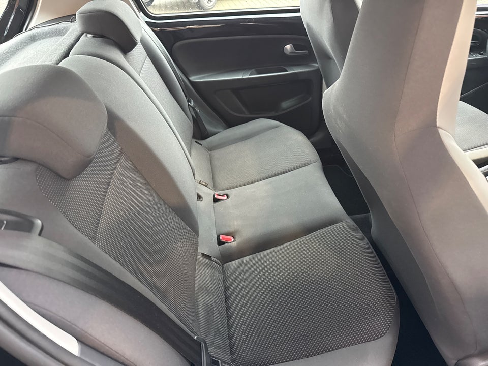 VW Up! 1,0 75 High Up! BMT 5d