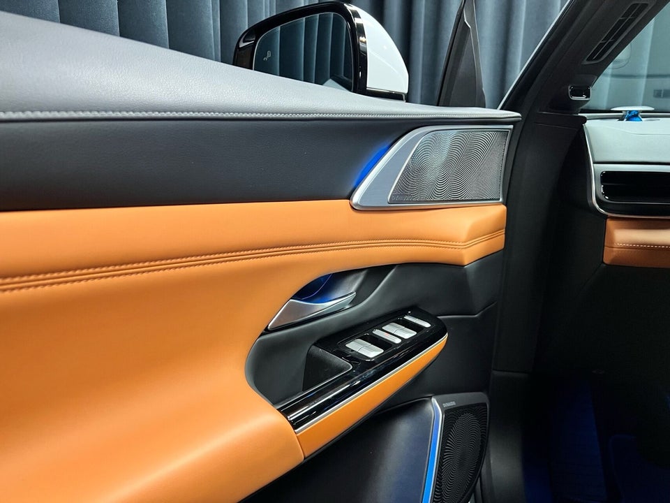 Xpeng G9 Long Range 5d